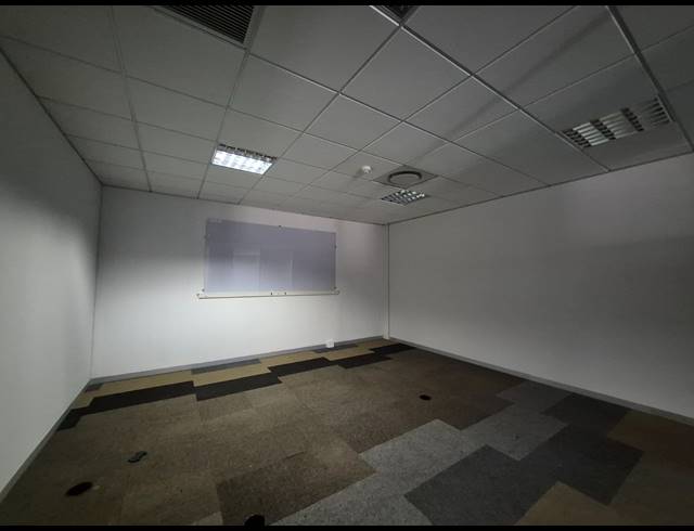 933M² OFFICE TO LET IN ILLOVO